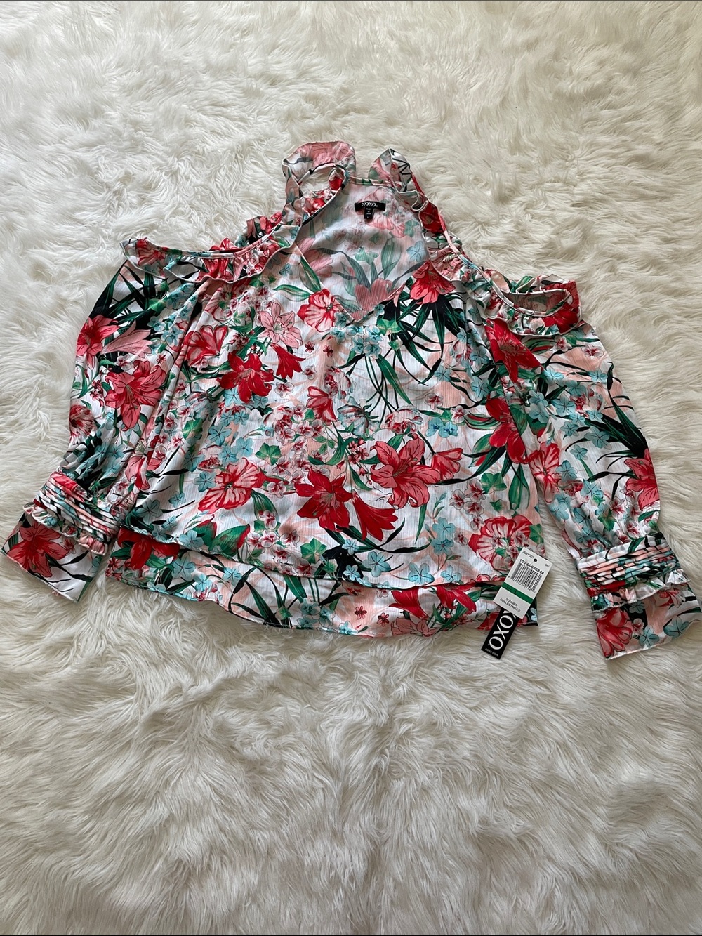 XOXO Women's Vibrant Tropical Floral Ruffle Cold Shoulder Blouse Large